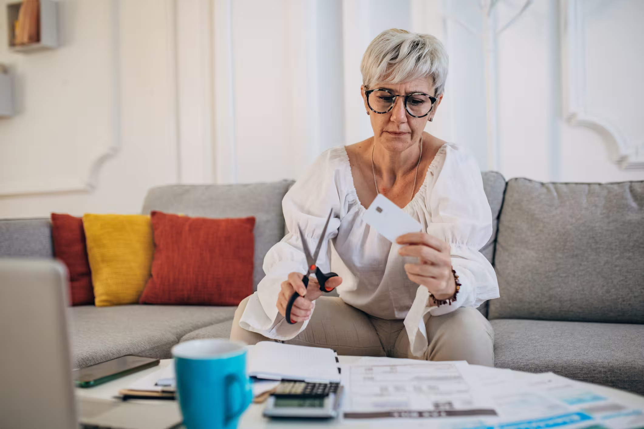 Consolidating High-Rate Credit Card Debt by Lendmark Financial